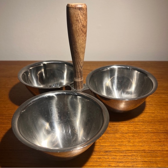 Vintage 18-8 Stainless Steel 3 Bowl mcm Condiment Serving Trio Wood Handle - Picture 6 of 9